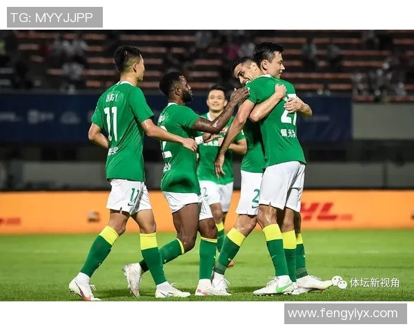 上海羽毛球队在总决赛积分榜中以64分稳居第一名展现强劲实力